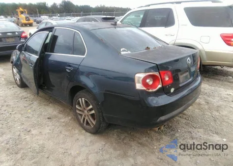 2007 Volkswagen Jetta 2.5 z USA, uszkodzony, nr VIN 3VWSF71K07M100541